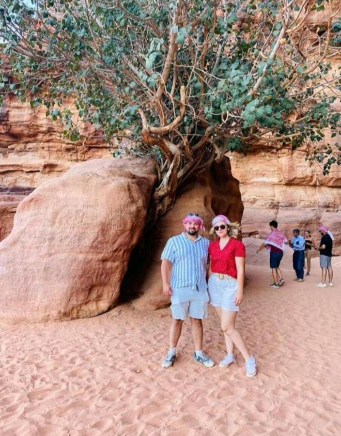 דירות וואדי רם Saleem With Jeep Tour מראה חיצוני תמונה